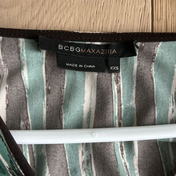 SUNDAY CLEAROUT!!!
BCBG Max Azria Dress - Picture 2 of 4